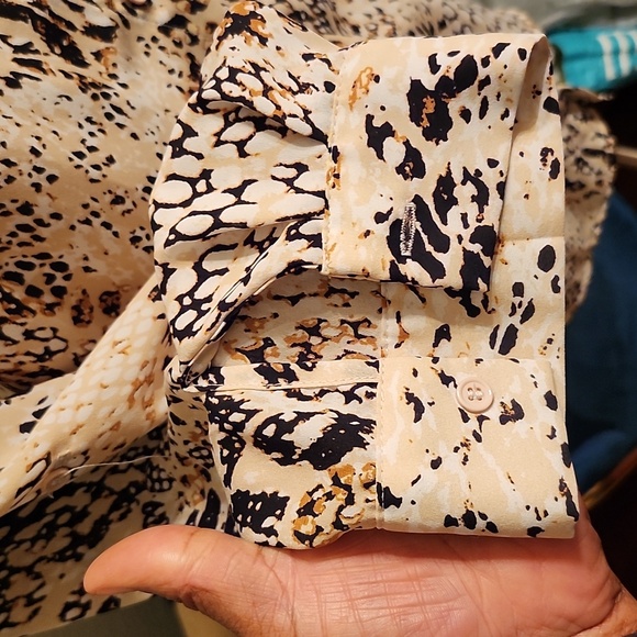 Spense Animal Print Long Sleeve Blouse - Picture 5 of 9